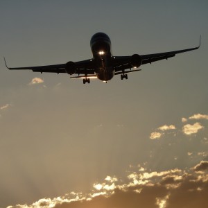 aircraft-464296_1280