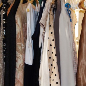 womens-clothing-483833_1280