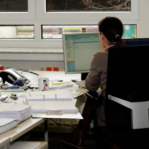 secretary-338561_1920