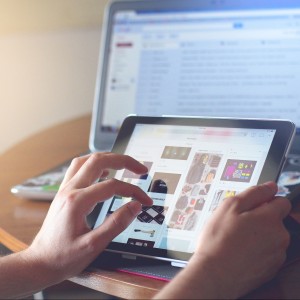 ipad-820272_1920 (1)