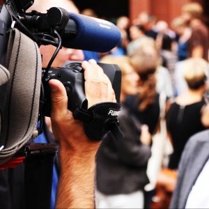 watch-tv-301528_1920