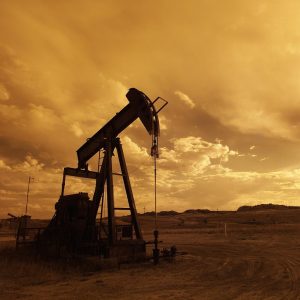 oil-pump-jack-1407715_1280