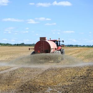 hydrogen-sulfide-fertilizer-spray-905243_1920