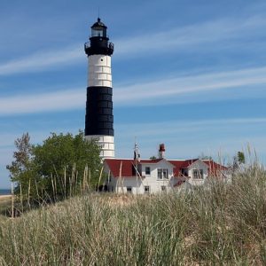 lighthouse-375488_640