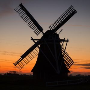 windmill-384622_640