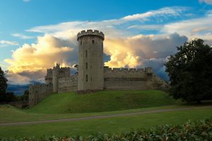 warwick-castle-2484196_1920