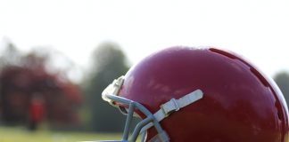 Former NFL star Zak DeOssie joins LO3 Capital alongside new fund close