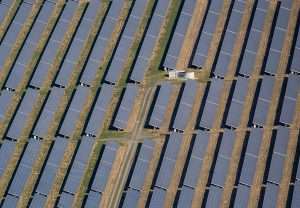 solar-farm-ga1c0fe177_1280