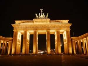 brandenburg-gate-275437_1280