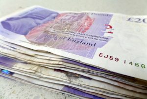 moneycortex-pounds-1680568