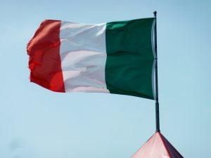 moritz320-italy-flag-2641128