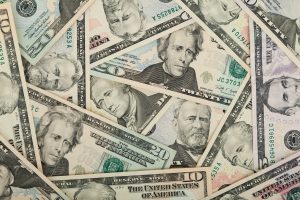 publicdomainpictures-us-dollars-84594 (3)