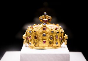 xun-yu-xiao-yu-crown-6728331