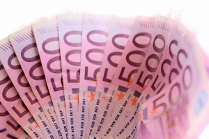 instagramfotografin-dollar-bill-2462385