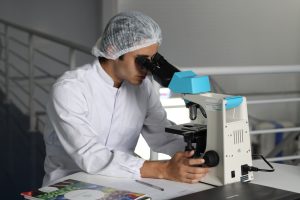 luvqs-scientist-2141259